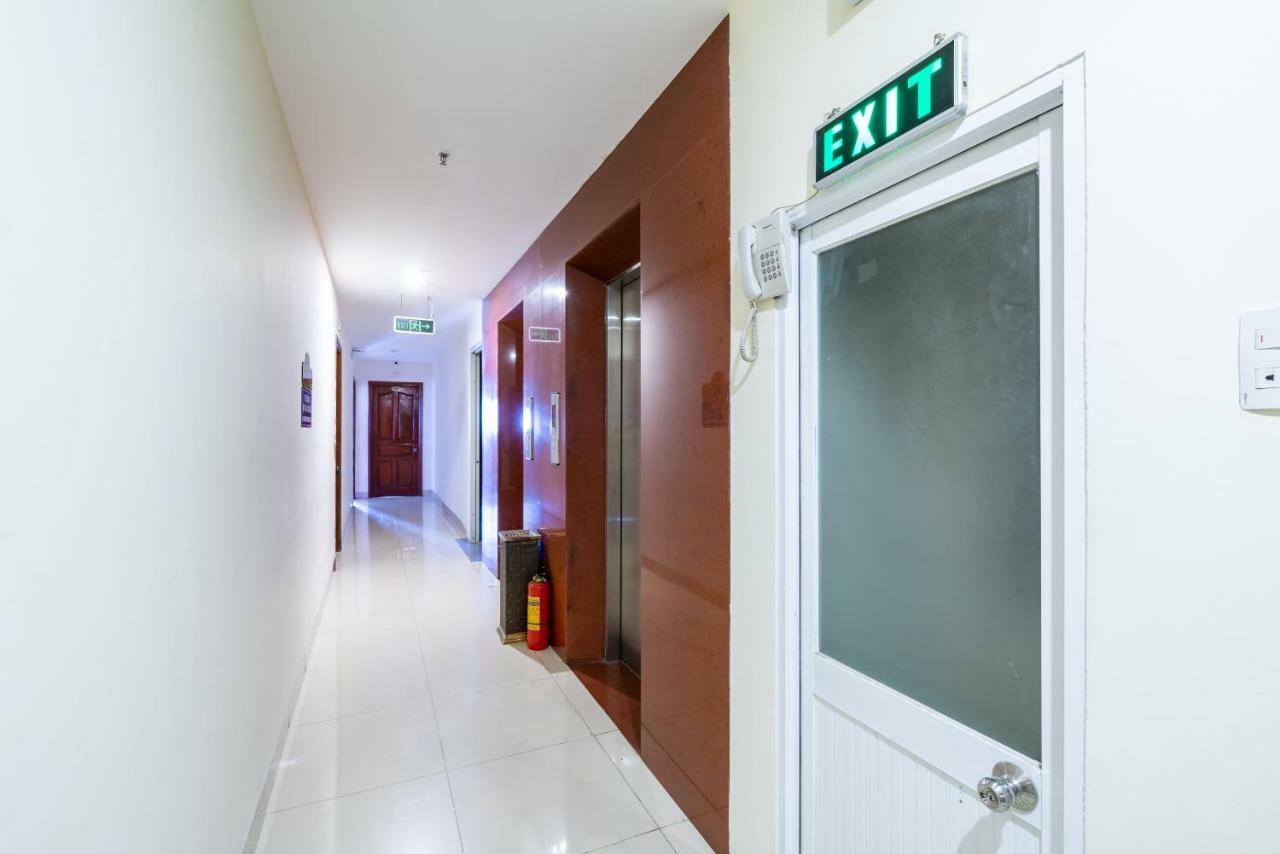 Oyo 375 Hoa Binh Hotel Da Nang Exterior photo